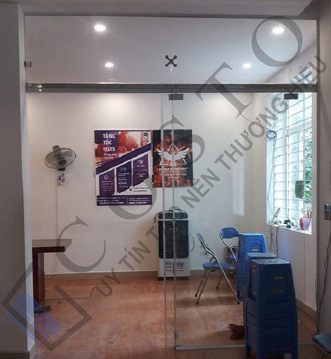 Cửa lùa kính giá rẻ tại Hà Nội
