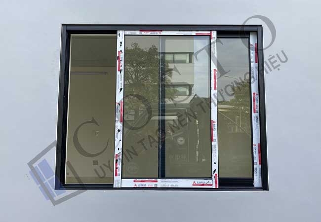 Cửa nhôm lùa 1 cánh phòng ngủ
