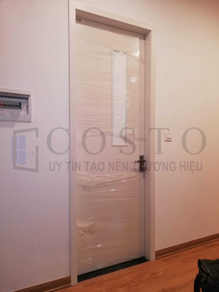 Cửa nhựa composite 