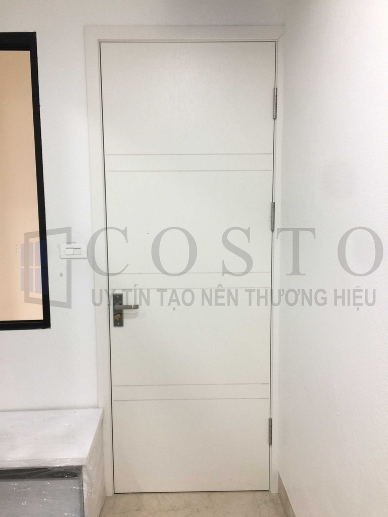 Cửa nhựa composite màu trắng