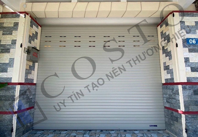 Cửa tấm liền Austdoor