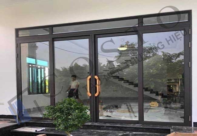 Cửa trượt quay 3 cánh