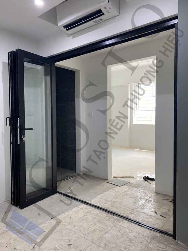 Cửa xếp trượt 3 cánh Xingfa