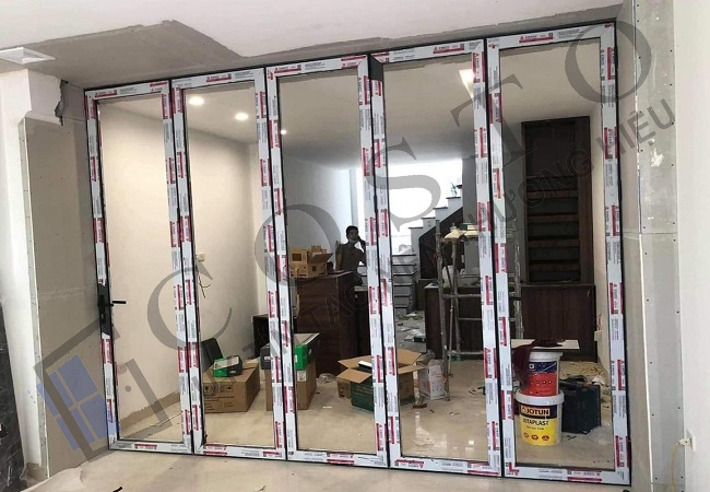 Cửa xếp trượt 4 cánh Xingfa nhập khẩu
