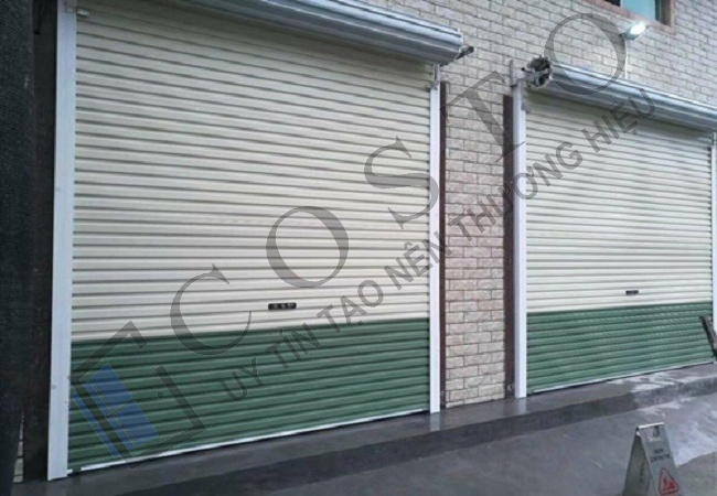 giá cửa cuốn tấm liền kéo tay