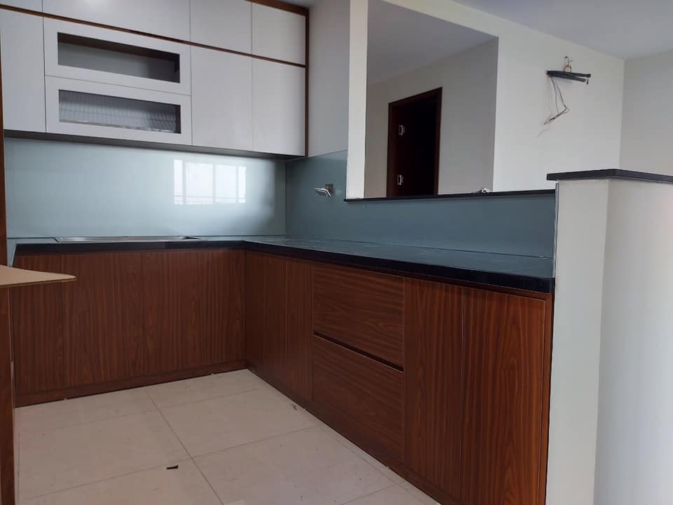 Kính ốp tường nhà bếp