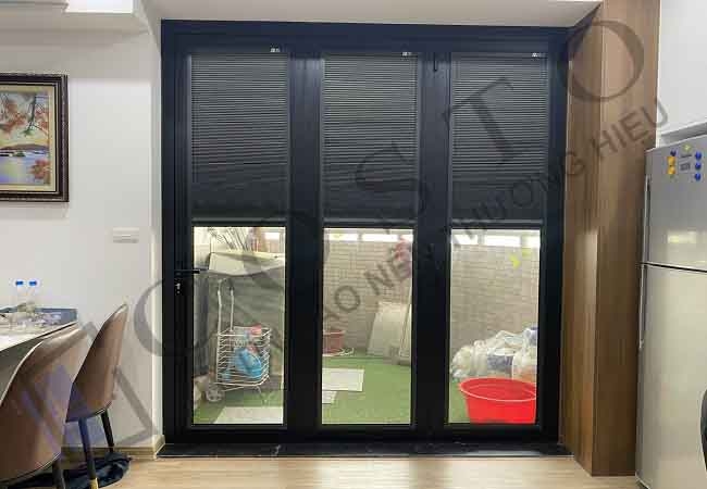 Rèm tổ ong lắp trên kính
