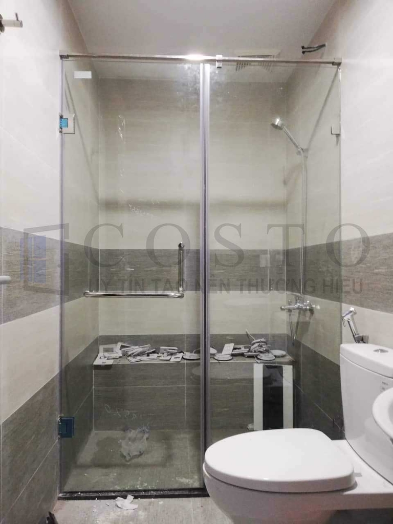 Vách kính cường lực