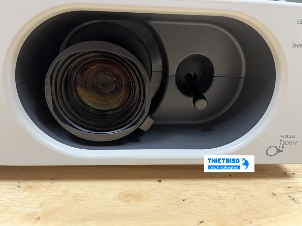 Máy chiếu cũ Panasonic PT FX400 giá rẻ (140001)
