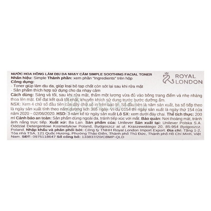 Nước Cân Bằng Simple Soothing Facial Toner Không Chứa Cồn Giúp Làm Dịu Da 200ml