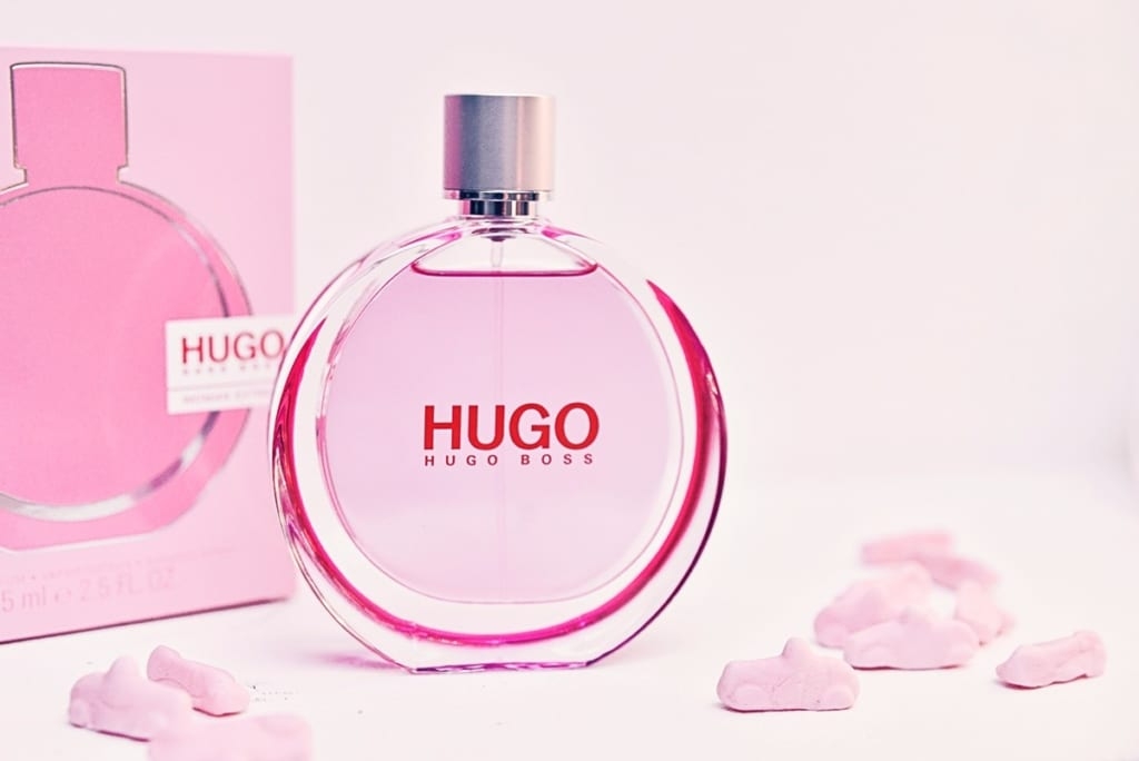 Хьюго босс розовые. Hugo Boss Hugo woman extreme EDP (75 мл). Boss парфюмерная вода Hugo woman extreme. Hugo extreme Hugo Boss 75 мл. Женская парфюмерия Hugo Boss Hugo woman extreme.