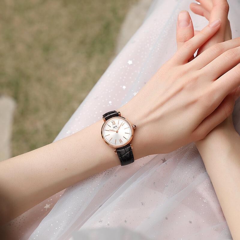 Đồng Hồ Nữ I&W Carnival 562L4 Quartz