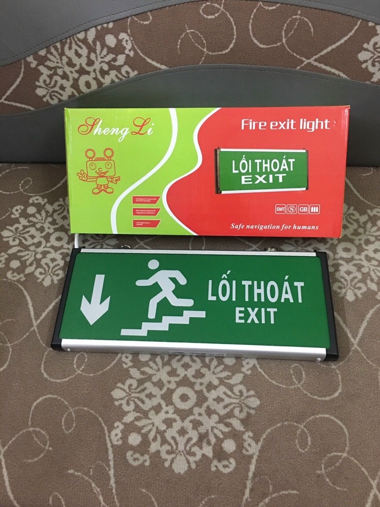 Đèn exit thoát hiểm hướng xuống cầu thang Shengli
