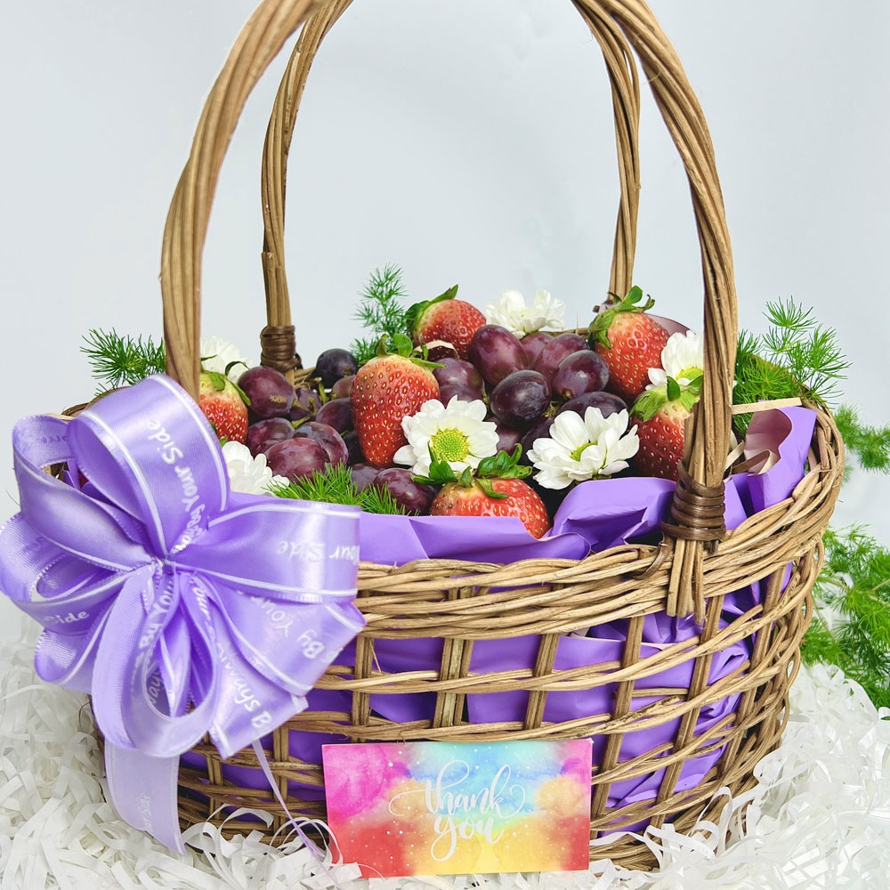 Giỏ dâu và nho