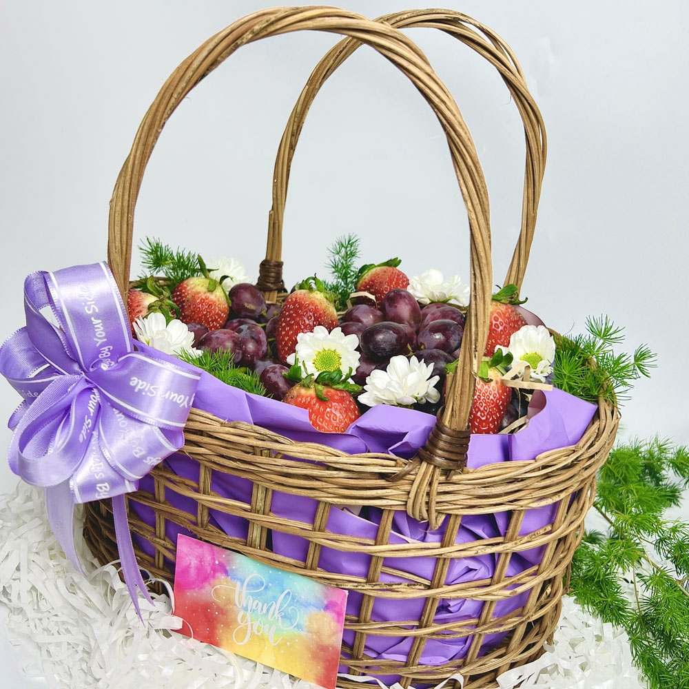 Giỏ dâu và nho