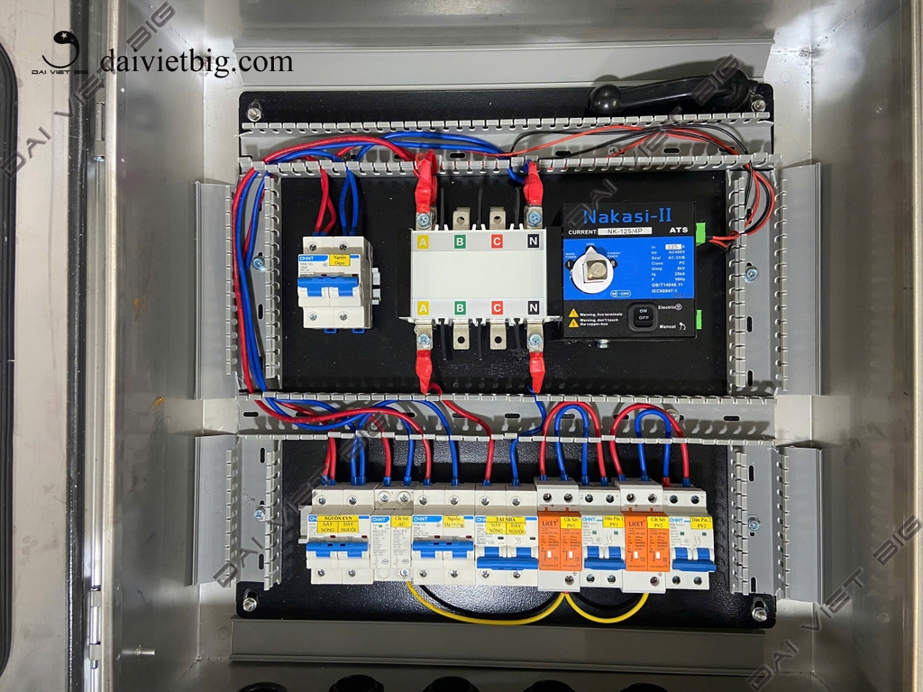 Tủ Điện Năng Lượng Mặt Trời Hybrid 1Pha 3Pha Cao Cấp