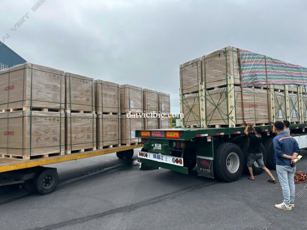 Tấm Pin mặt trời Longi 555W LOẠI A 2 mặt kính HIỆU SUẤT CAO