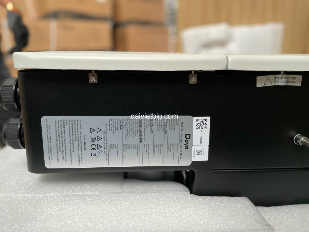 Biến Tần Hybrid SUN-16K-SG05LP3-EU-SM2 ( NEW )