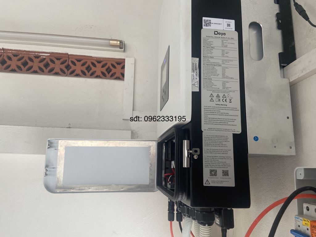 Biến Tần Hybrid SUN-6K-SG05LP1-EU-SM2 ( NEW )