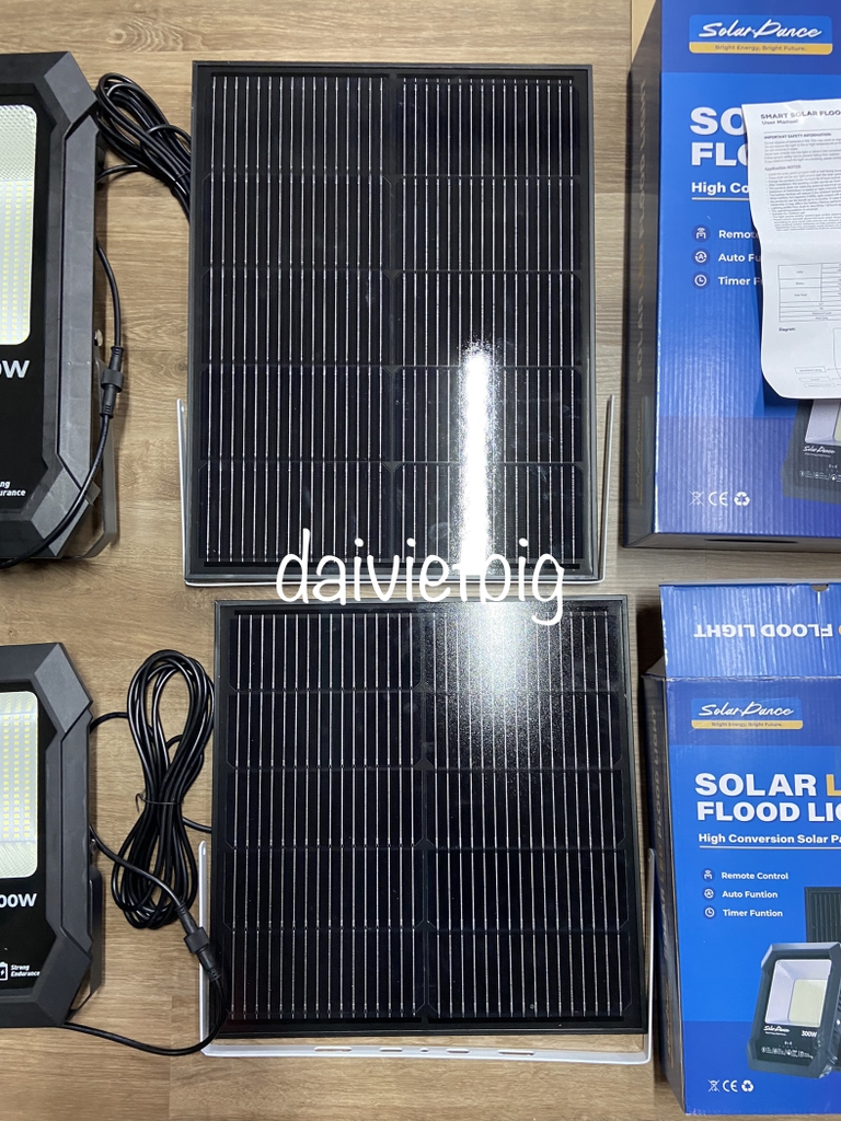 Đèn năng lượng mặt trời công suất 300W Solar