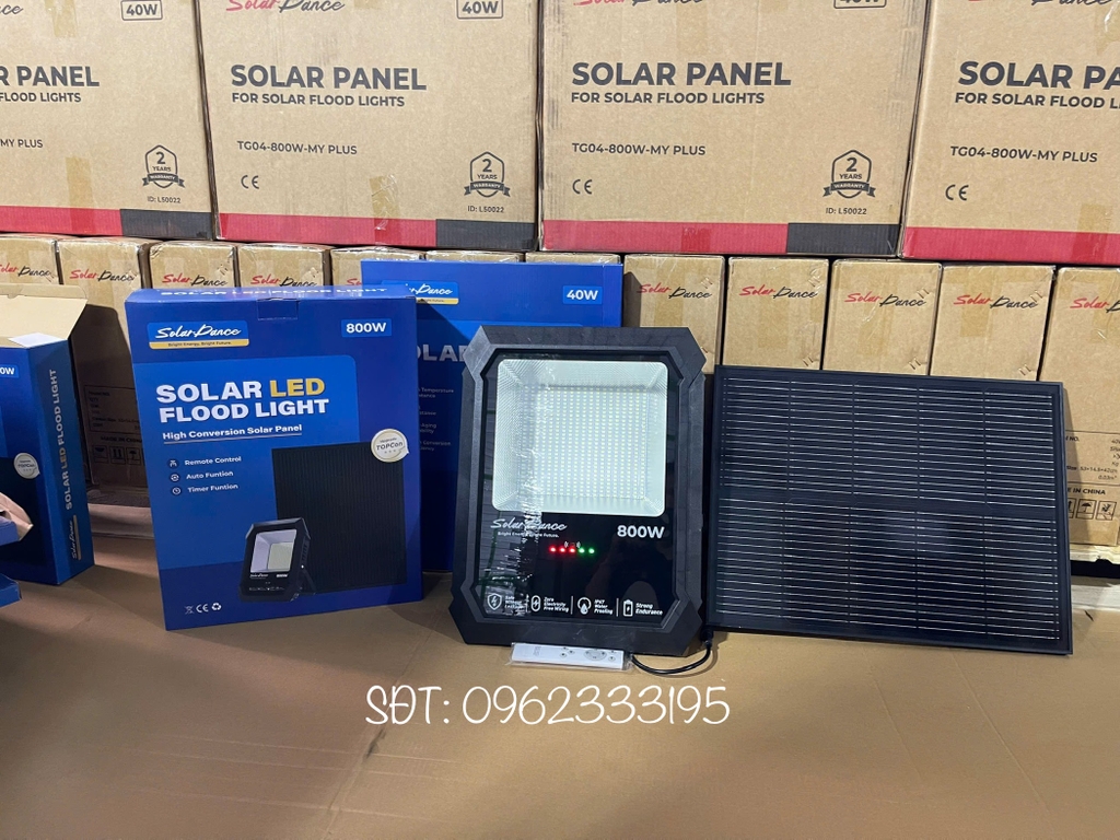 Đèn năng lượng mặt trời công suất 300W Solar