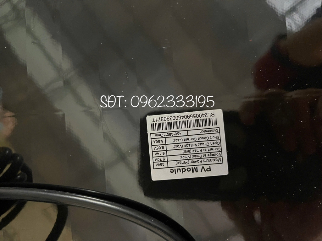 Đèn năng lượng mặt trời công suất 800W
