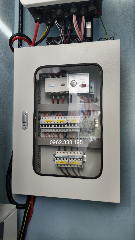 Tủ Điện Năng Lượng Mặt Trời Hybrid 1Pha 3Pha Cao Cấp