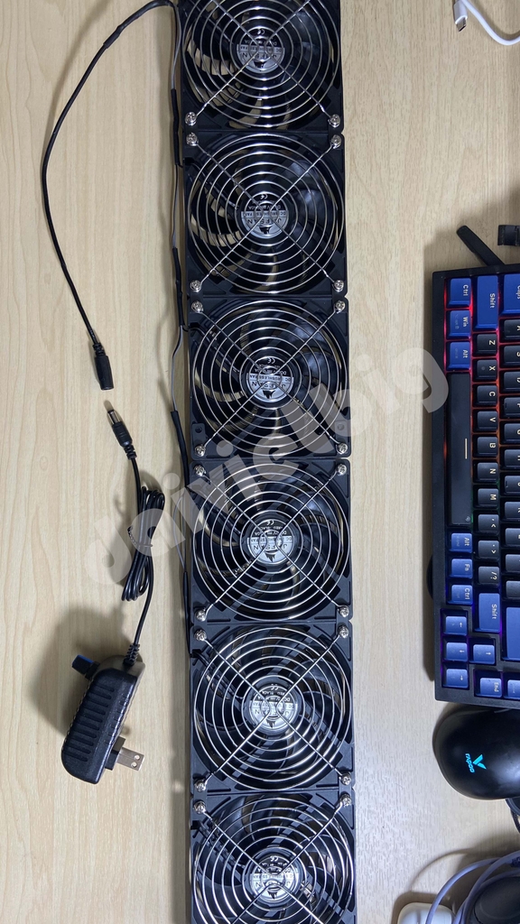 Quạt Tản Nhiệt 6 Cái 12x72cm – Tản Nhiệt Tối Đa, Hiệu Suất Tối Ưu Cho Hệ Thống Lớn