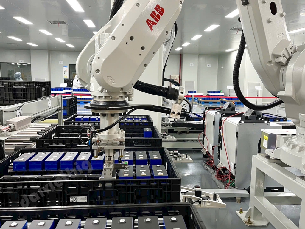 Pin lưu trữ (16kWh) TIANNENG LMS-16K-A 51.2V 314Ah - Cao Cấp 6.000 Cycles.