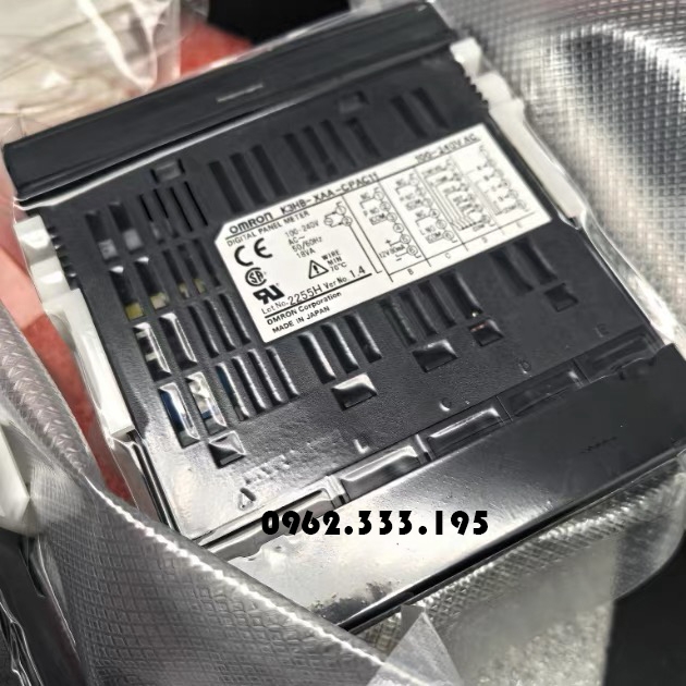 Bộ hiển thị kỹ thuật số Omron K3HB-XAA-CPAC11 100-240VAC
