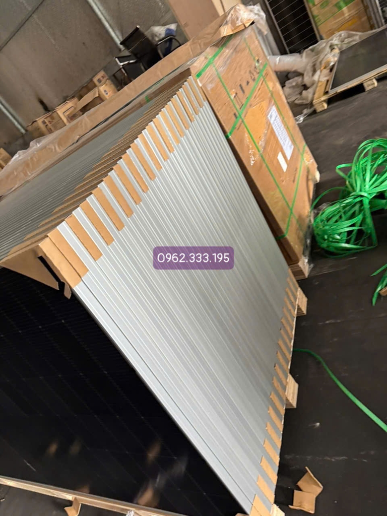 Tấm Pin Jinko 625W | Pin N-Type | Loại A 2 Mặt Kính | Bảo Hành 12 Năm
