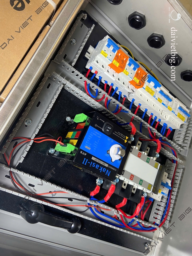 Tủ Điện Năng Lượng Mặt Trời Hybrid 1Pha 3Pha Cao Cấp