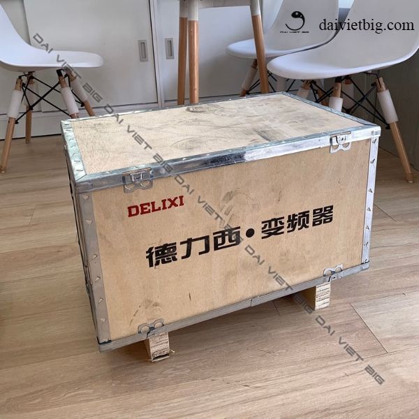 Biến tần bơm năng lượng mặt trời Delixi 132KW - 3 Pha