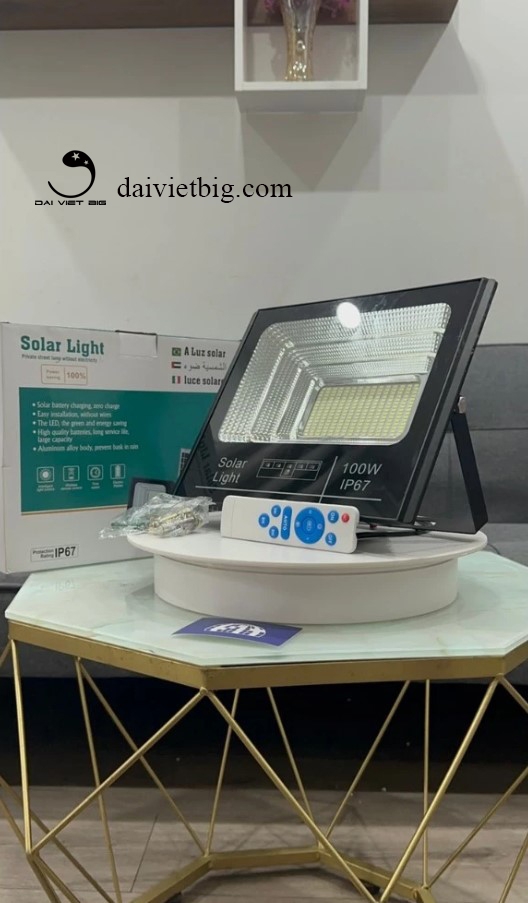 Đèn pha led năng lượng mặt trời NT-SF100 (100W) Bảo hành 24 tháng