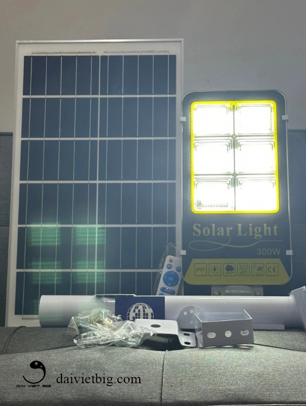 Đèn đường năng lượng mặt trời NT-SS300 Công suất 300w bảo hành 24 tháng