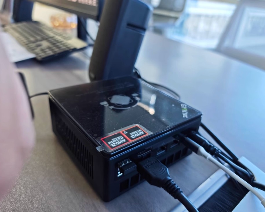 Mini PC GMK K8 PLUS – Sức mạnh vượt trội trong thiết kế nhỏ gọn