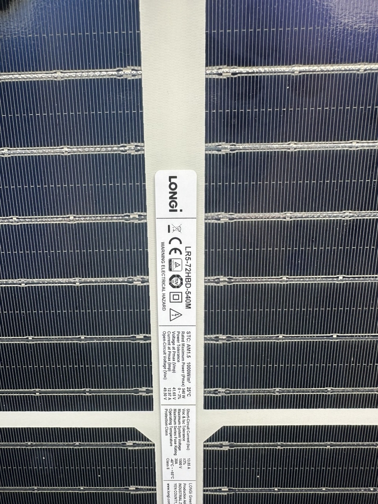 Tấm Pin mặt trời Longi 440w LOẠI A 2 mặt kính HIỆU SUẤT CAO