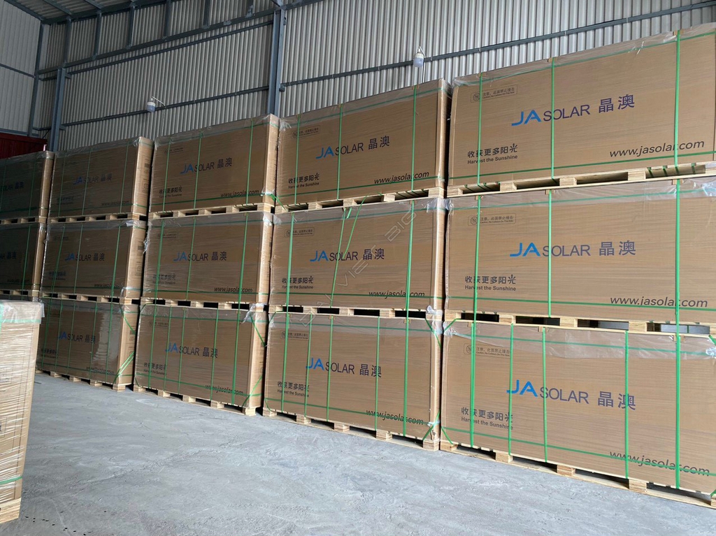Tấm pin năng lượng mặt trời JA 600W | 2 mặt kính| JA Solar 600 n-type |JAM66D45 600/LB