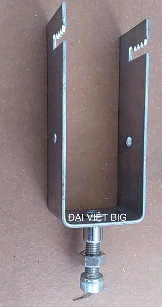 Kẹp U tấm pin năng lượng mặt trời. Kẹp U INOX 40x40 30x60 40x80 | Kẹp dưới tấm pin năng lượng mặt trời.