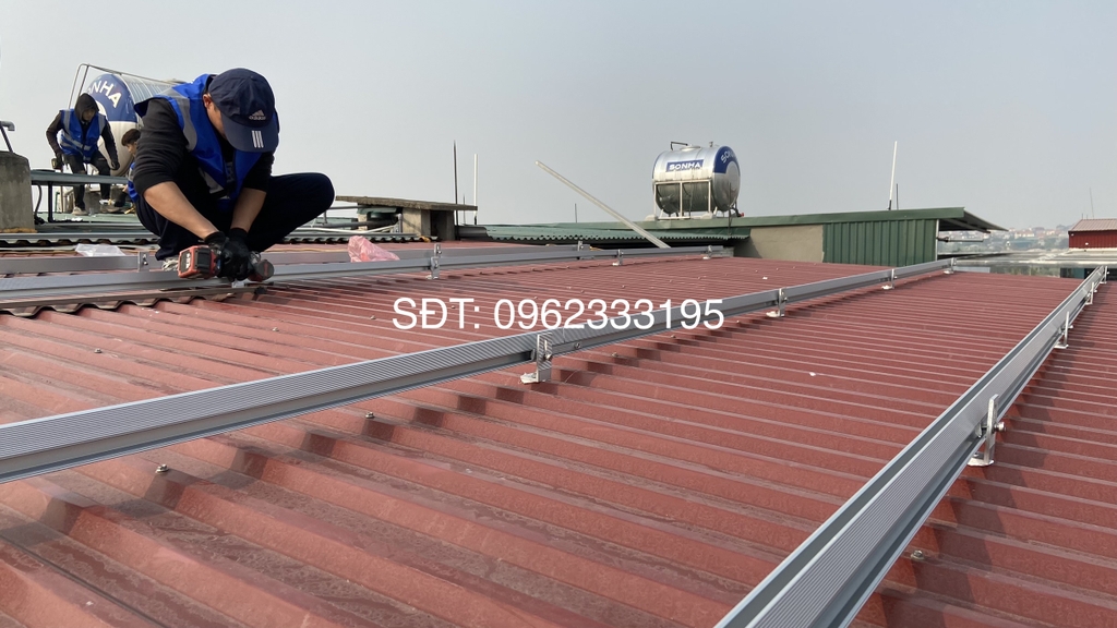 THANH NỐI RAIL gắn pin năng lượng mặt trời kèm ốc