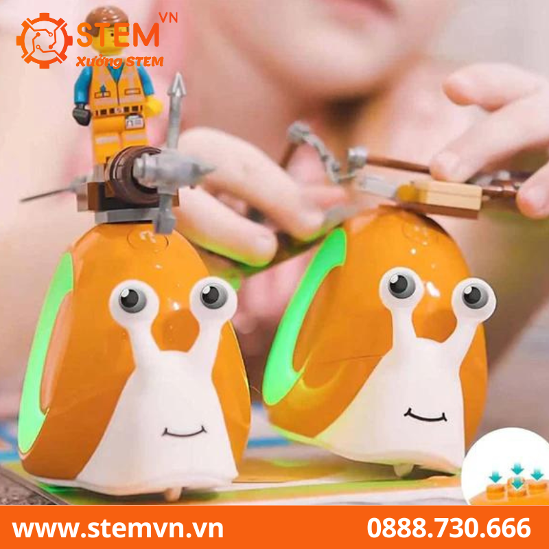 Qobo Robobloq Robot giáo dục cho lứa tuổi mầm non