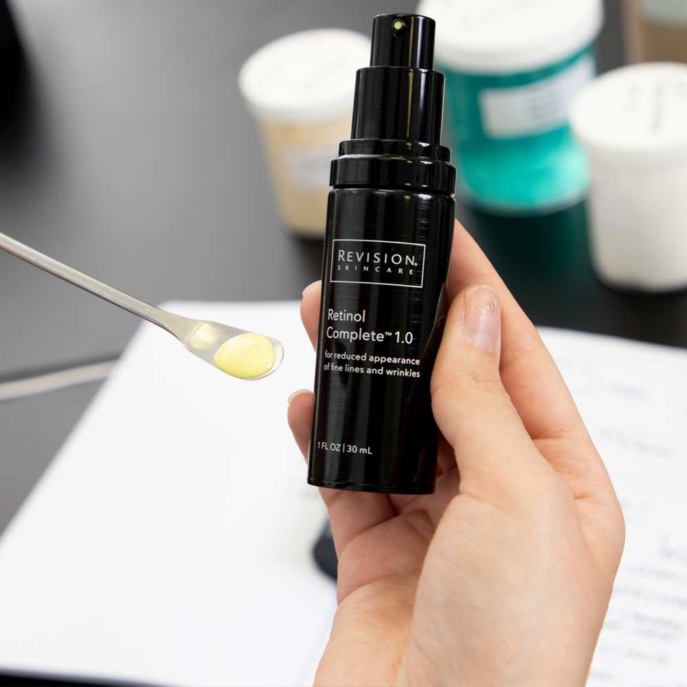 Serum Trẻ Hóa và Cải Thiện Nếp Nhăn Revision Retinol Complete®