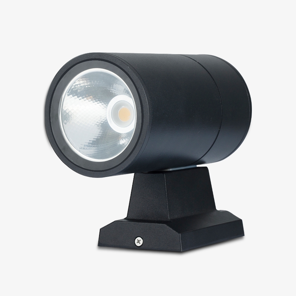 Đèn LED gắn tường Rạng Đông GT20.1P 20W một hướng chiếu tạo điểm nhất cho không gian ngoài trời, chống bụi nước tốt