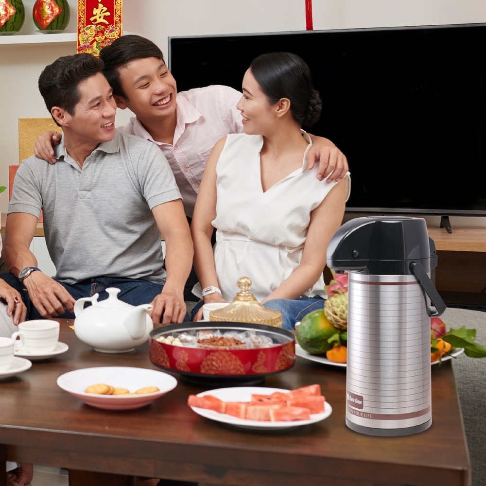 Phích đựng nước 2 lít RD-2045ST3.E thiết kế hiện đại, chất liệu cao cấp, bền bỉ giữ nhiệt lâu, tiết kiệm năng lượng