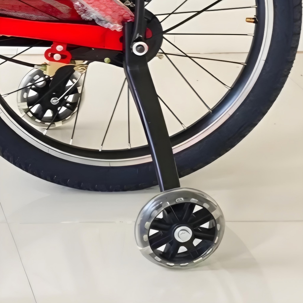 Bánh phụ xe đạp trẻ em có đèn LED sáng (gồm cả bộ 2 bánh + chân sắt + tặng kèm chuông xe)