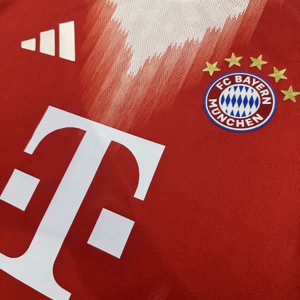 Bayern Munich 25/26 - Player Đỏ