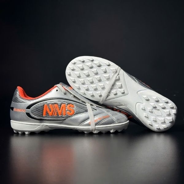 Giày Bóng Đá NMS Classico - Bạc