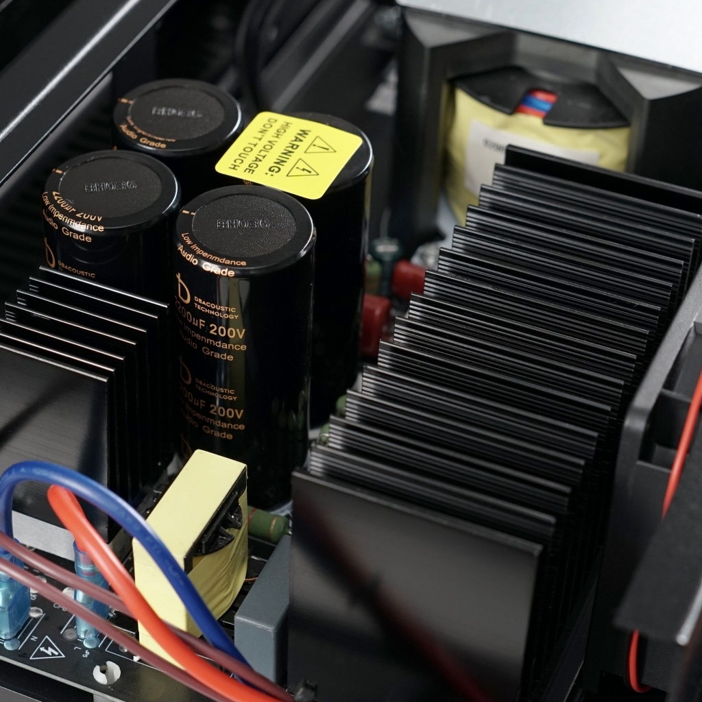 Đẩy Công Suất 2 Kênh Dbacoustic DPI3200:2  | Giá rẻ nhất, Bảo hành 24 tháng | Vietsys Technology