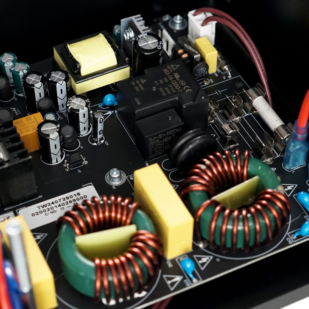 Đẩy Công Suất 2 Kênh Dbacoustic DPI3200:2  | Giá rẻ nhất, Bảo hành 24 tháng | Vietsys Technology