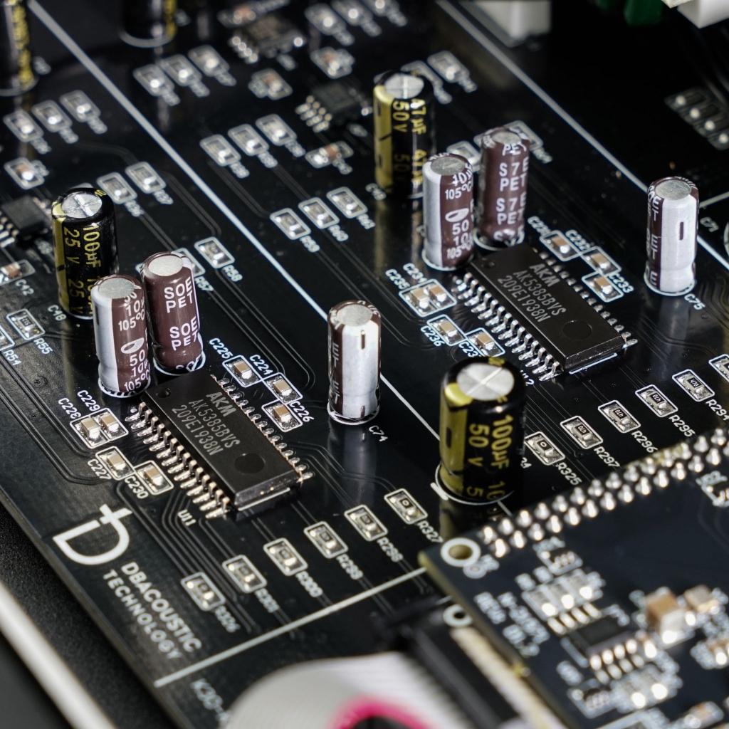 Vang số Dbacoustic PRO2 MAX | Giá rẻ nhất, Bảo hành 24 tháng | Vietsys Technology